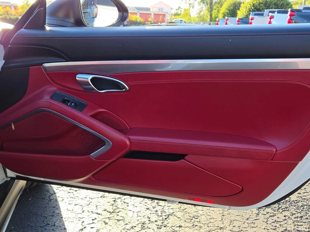 Used 2018 Black Porsche Base image 7