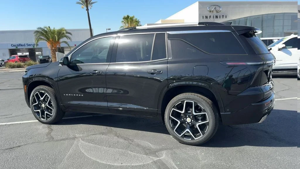 Used 2026 Black Chevrolet High Country image 7