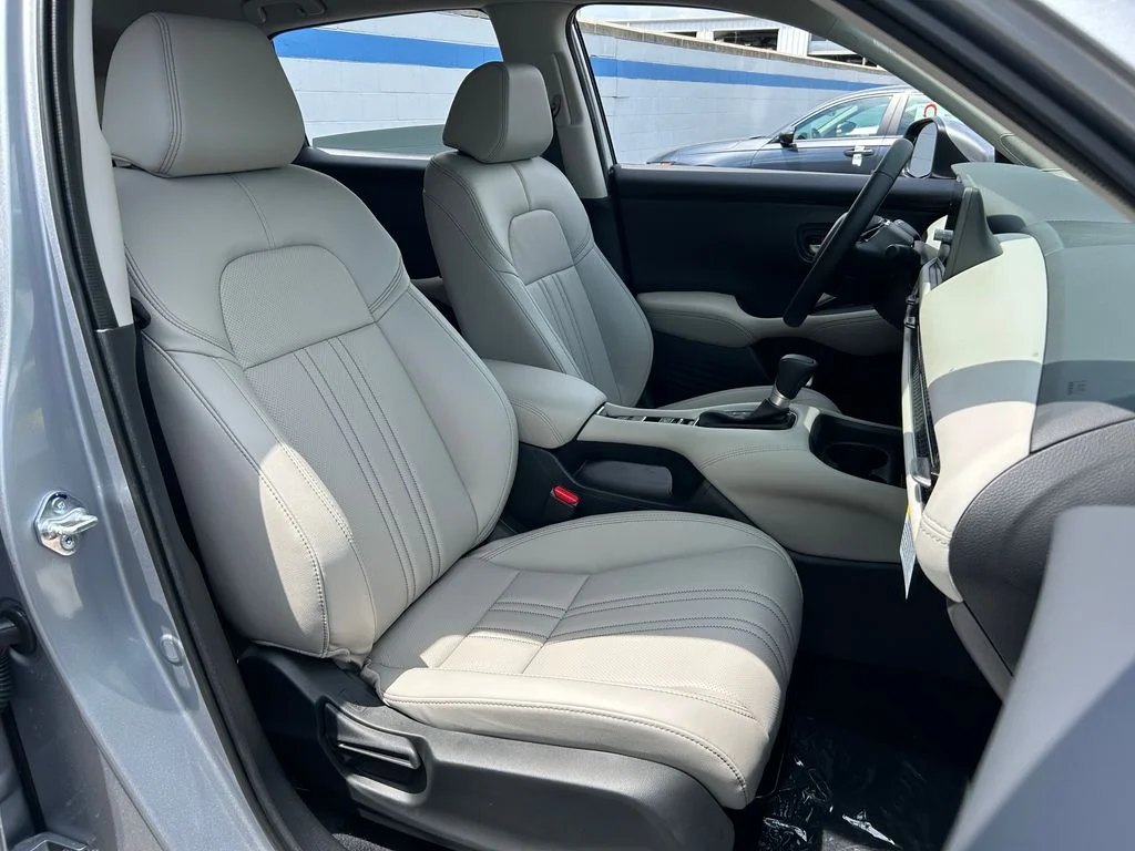 2026 Honda HR-V EX-L - Photo 24