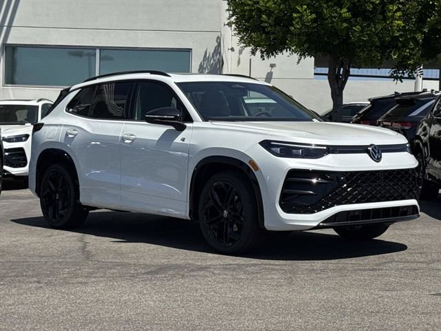 New 2026 White/off-white Volkswagen 2.0T SE R-Line Black image 7