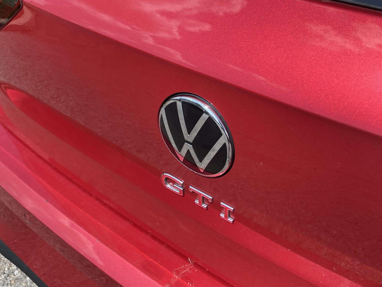 Used 2024 Kings Red Metallic w/ Black Roof Volkswagen 380 S image 18