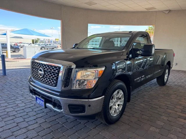 2018 Nissan Titan SV