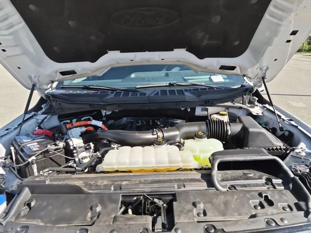 Certified Used 2024  Ford Lariat image 24