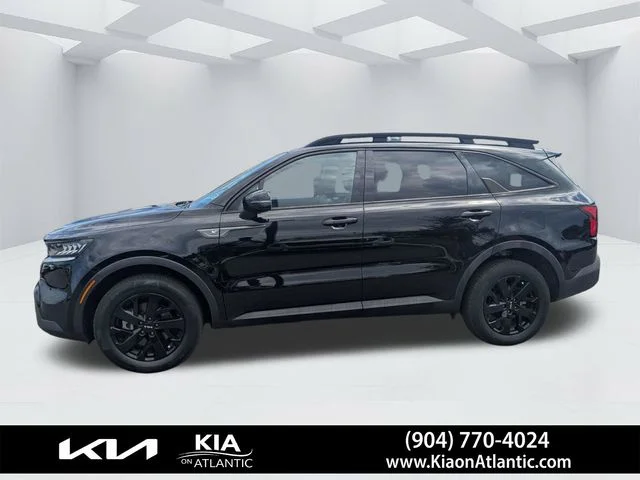 Used 2023 Black Kia X-Line S image 5