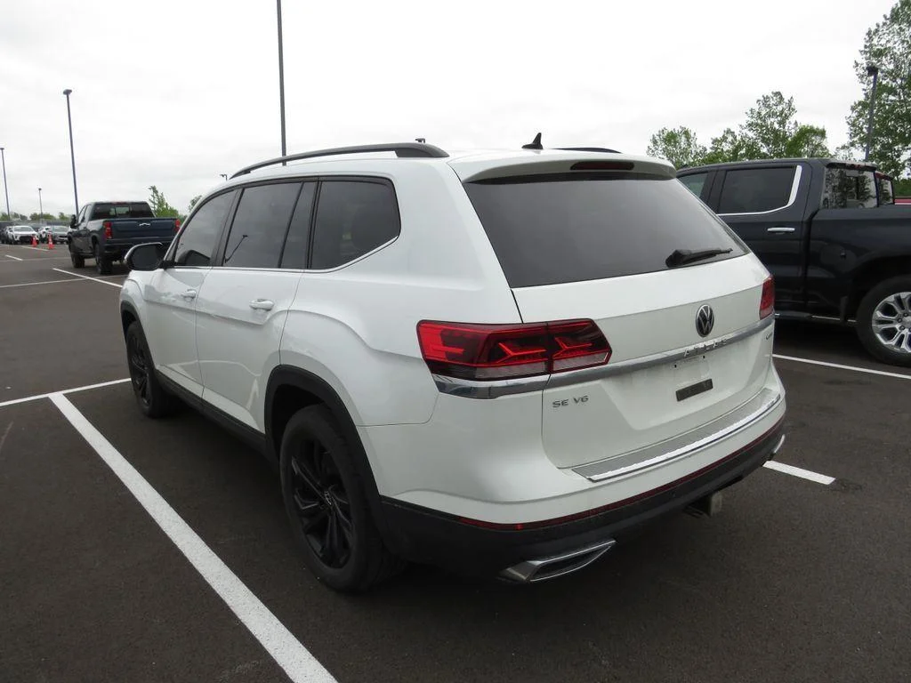 Used 2023 Pure White Volkswagen 3.6L V6 SE w/Technology image 10