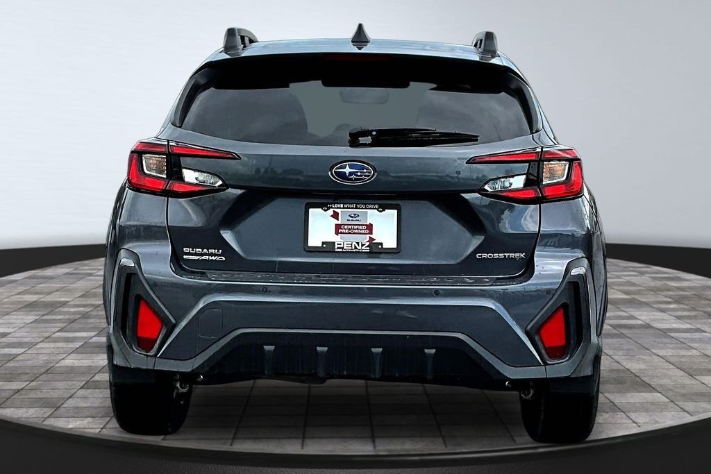Used 2025 Gray Subaru Limited image 5