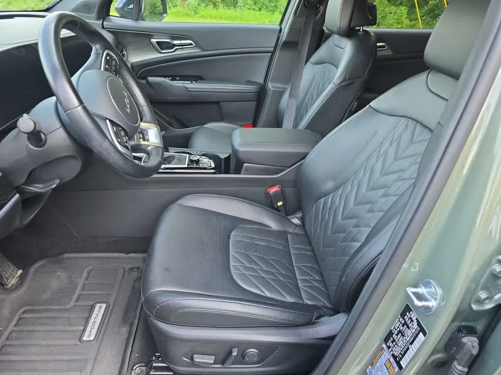 Used 2024 Jungle Green Kia X-Line image 11