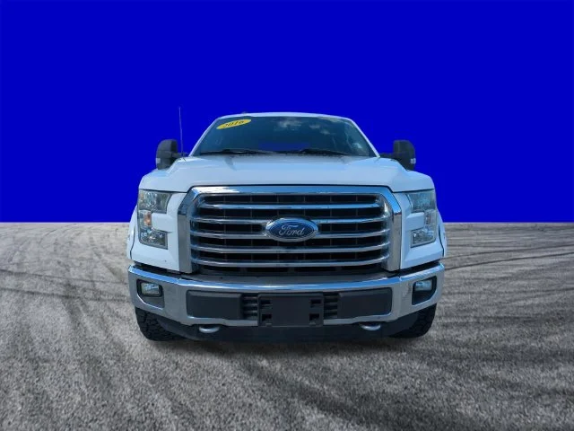 Used 2016 Oxford White Ford XLT image 9