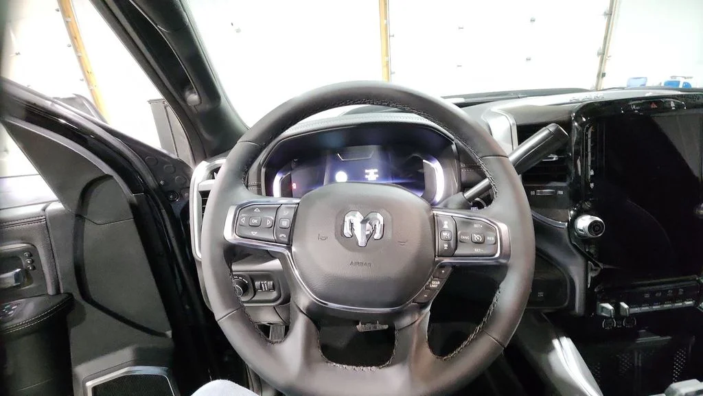 2026 RAM 2500 Laramie - Photo 18
