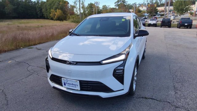 2027 Chevrolet Bolt LT - Photo 3