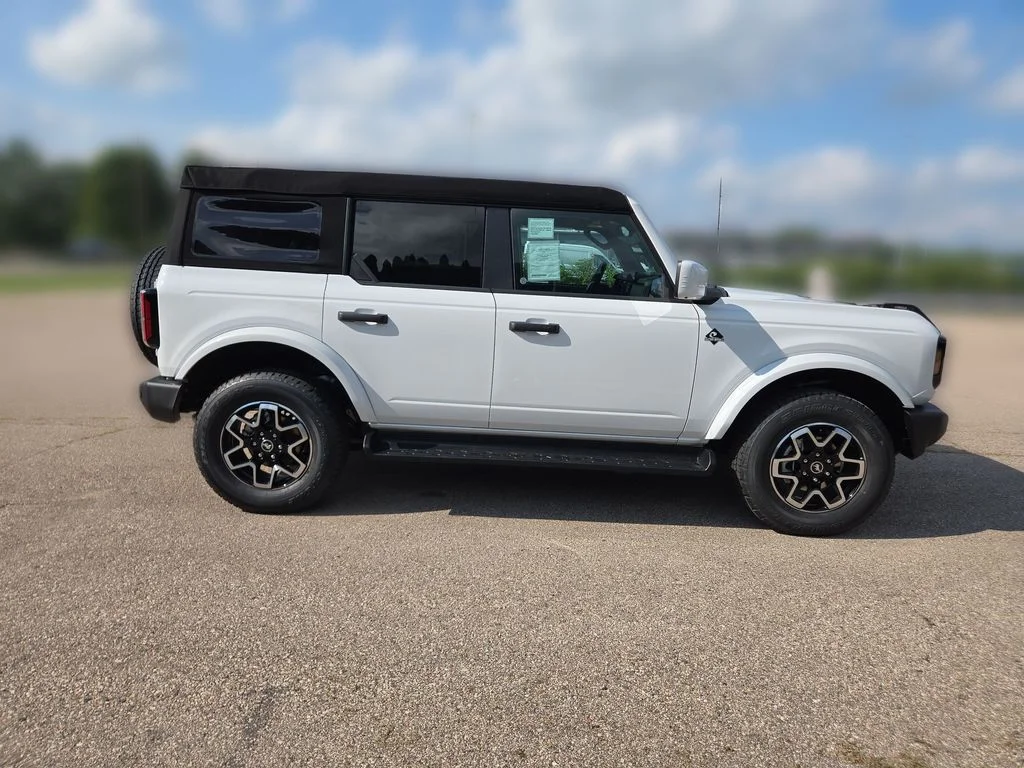 New 2026 White Ford Outer Banks image 7