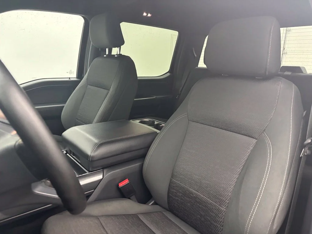 Used 2023 Black Ford XLT image 23