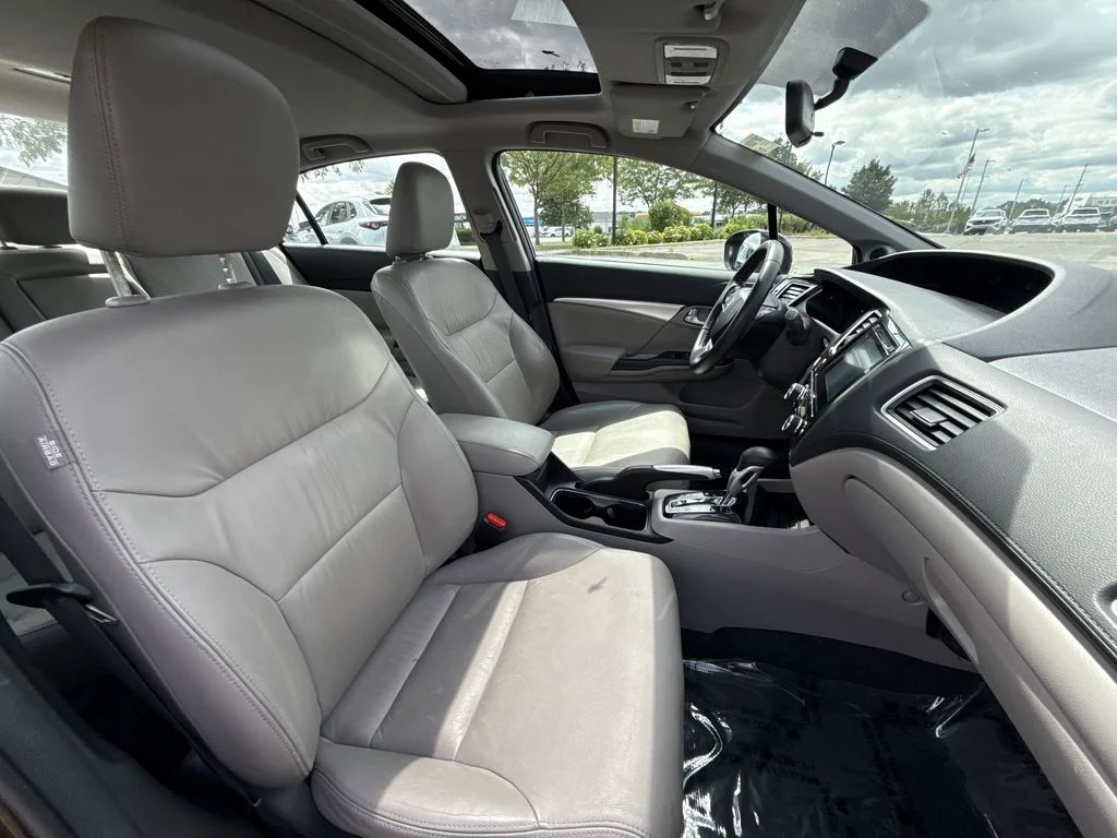 Used 2015 Black Honda EX-L image 28