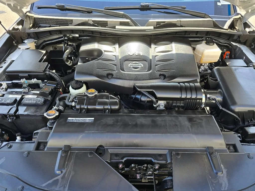 Used 2024 Silver Nissan SL image 15