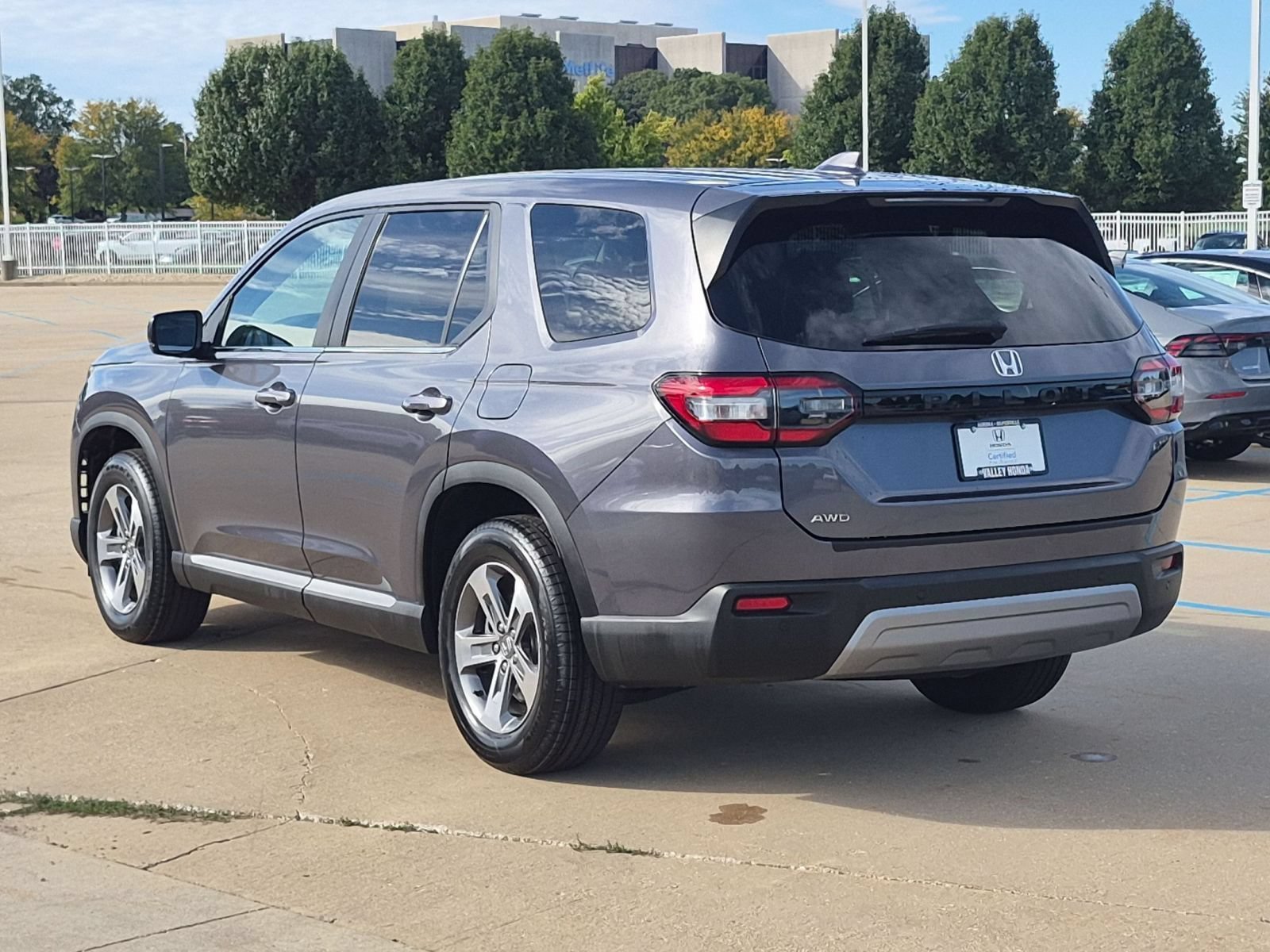 2024 Honda Pilot EX-L - Photo 8