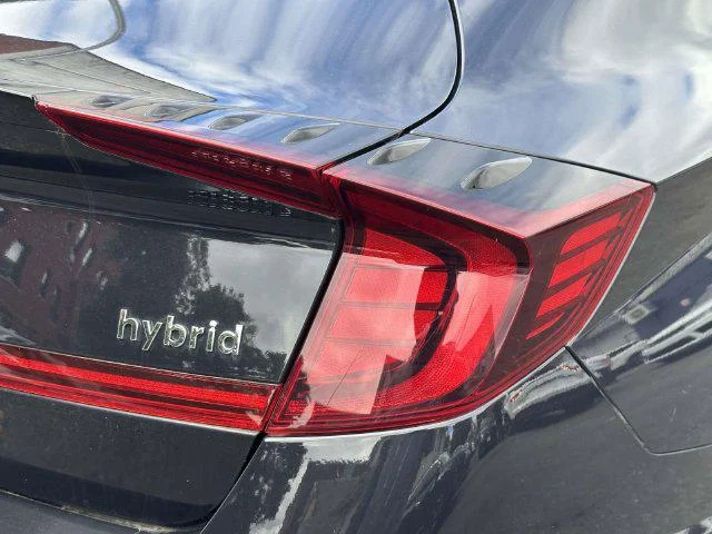 Used 2023 Carbon Blue Hyundai SEL image 11