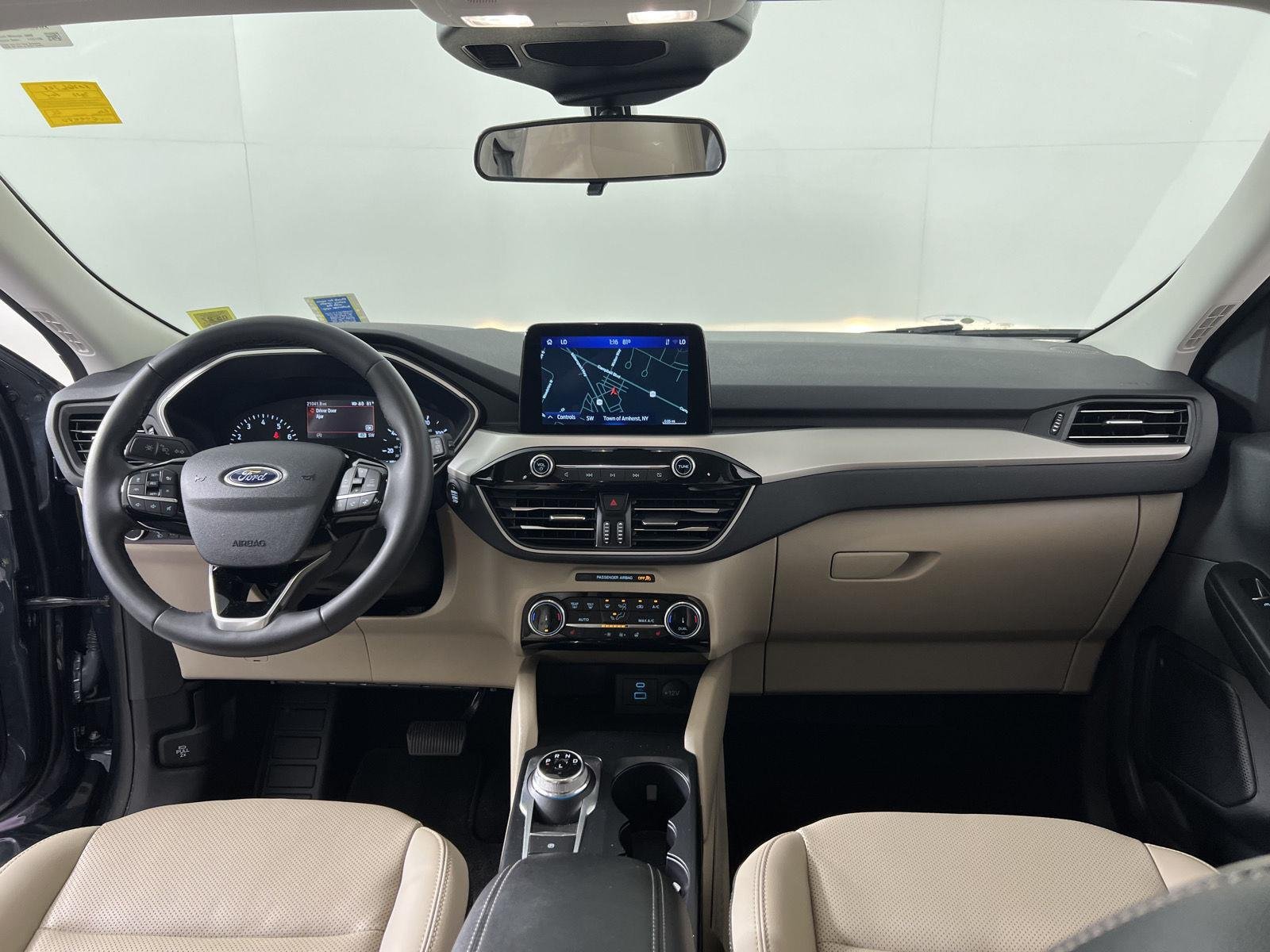 Used 2022 Stone Blue Ford SEL image 3