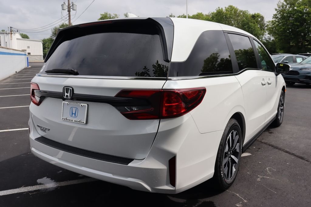 New 2026 Platinum White Pearl Honda EX-L image 5