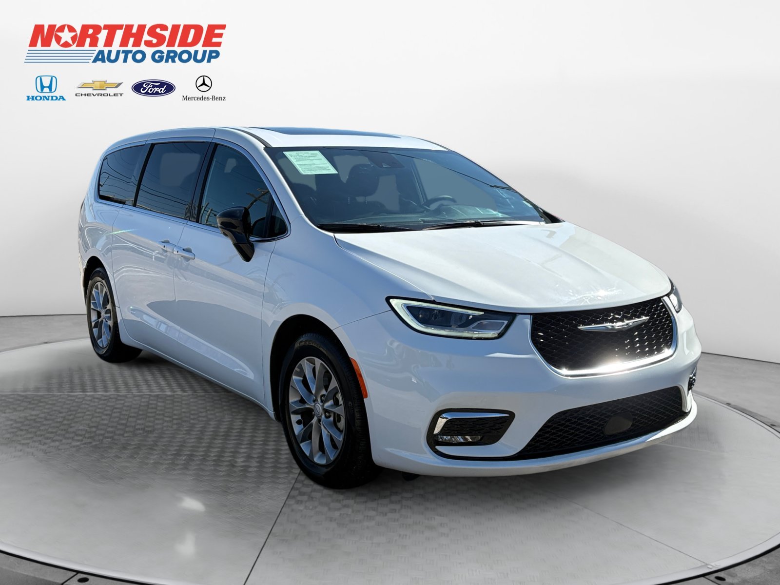 2026 Chrysler Pacifica