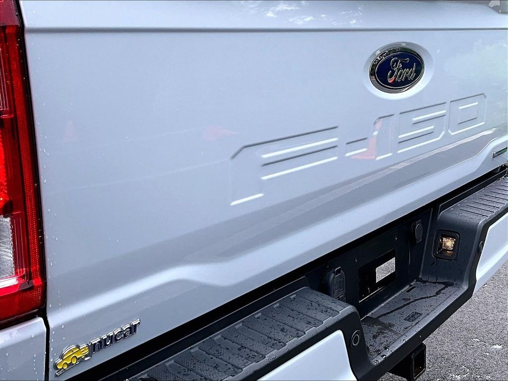 Used 2022 White Ford XL image 27