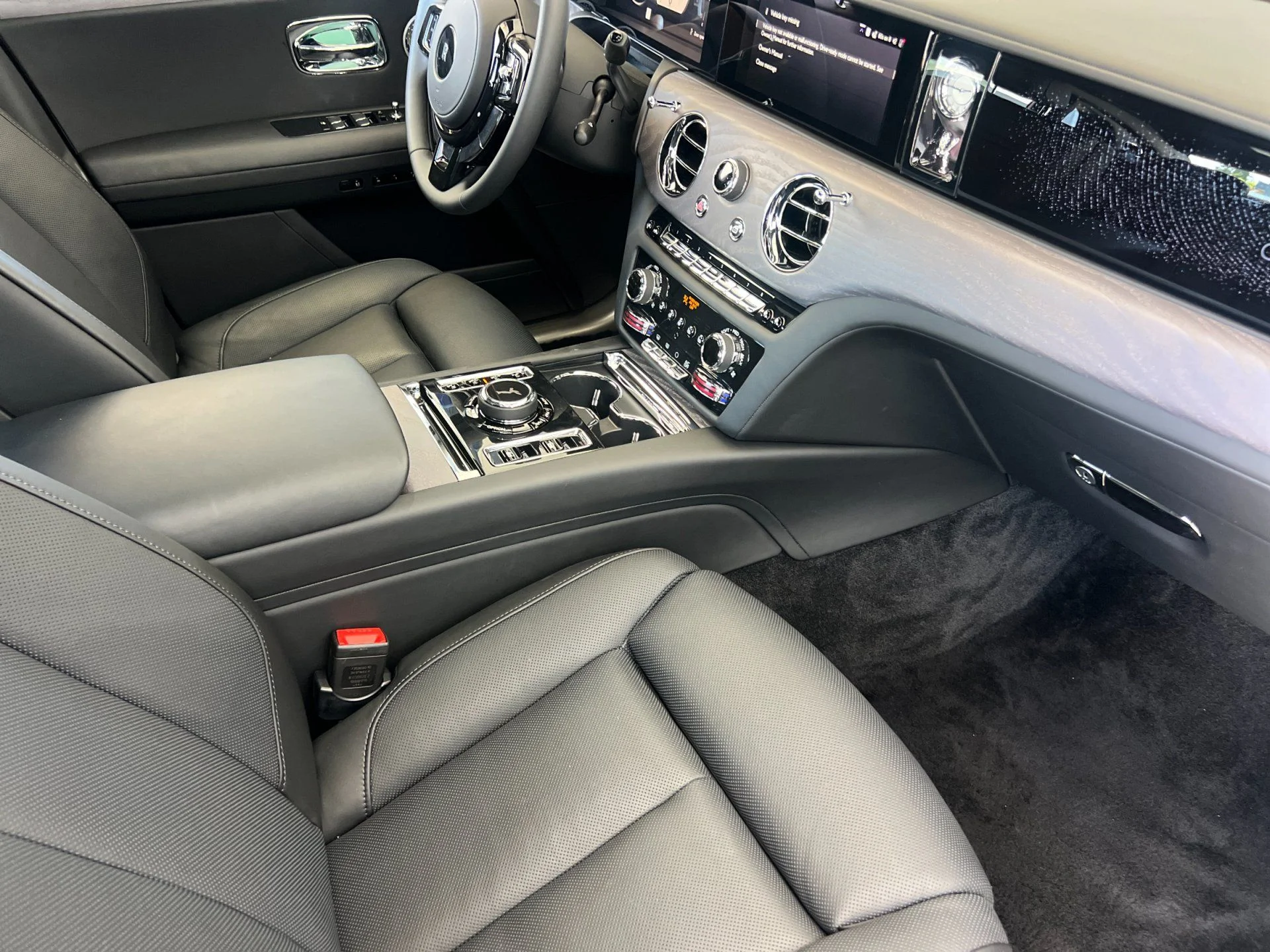 Certified Used 2026 Blue Rolls-Royce  image 15