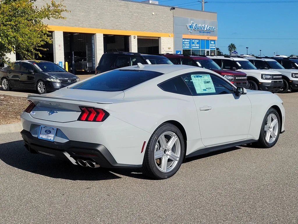 New 2026 Avalanche Gray Ford EcoBoost® Premium Fastback image 5