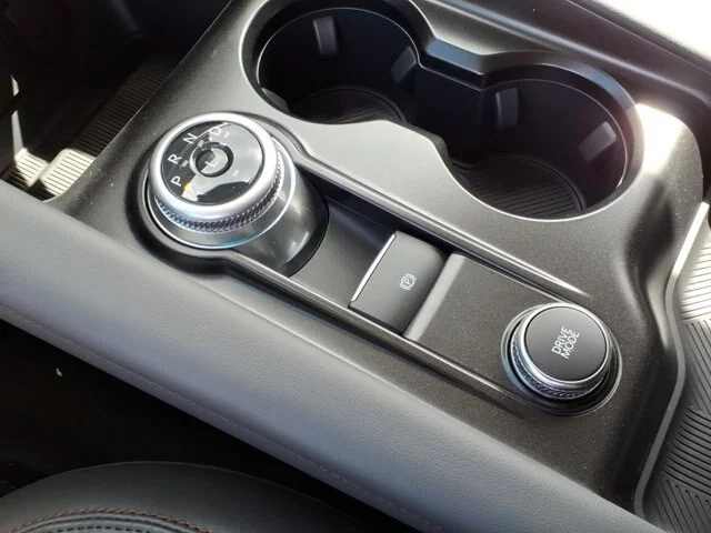 New 2026 Star White Metallic Tri-Coat Ford Active image 38