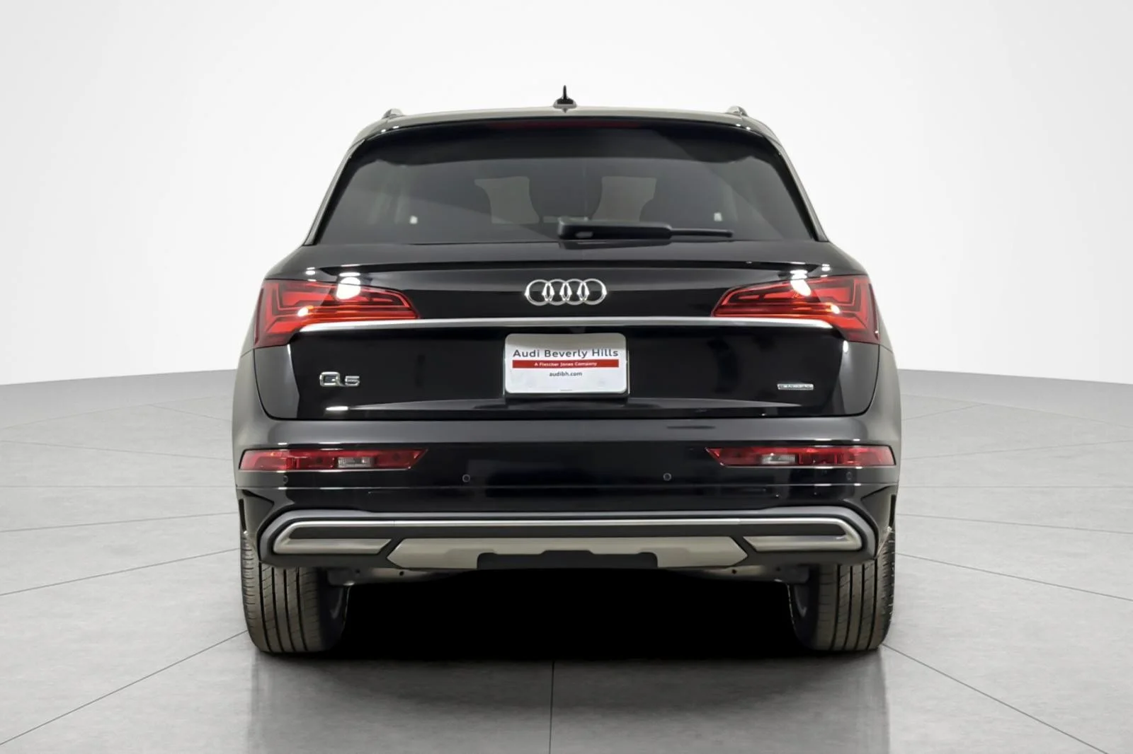 Used 2023 Brilliant Black Audi Premium Plus 40 TFSI quattro image 4