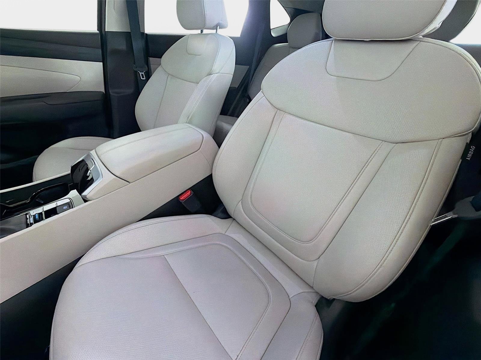 Used 2025 Phantom Black Hyundai SEL Convenience image 11