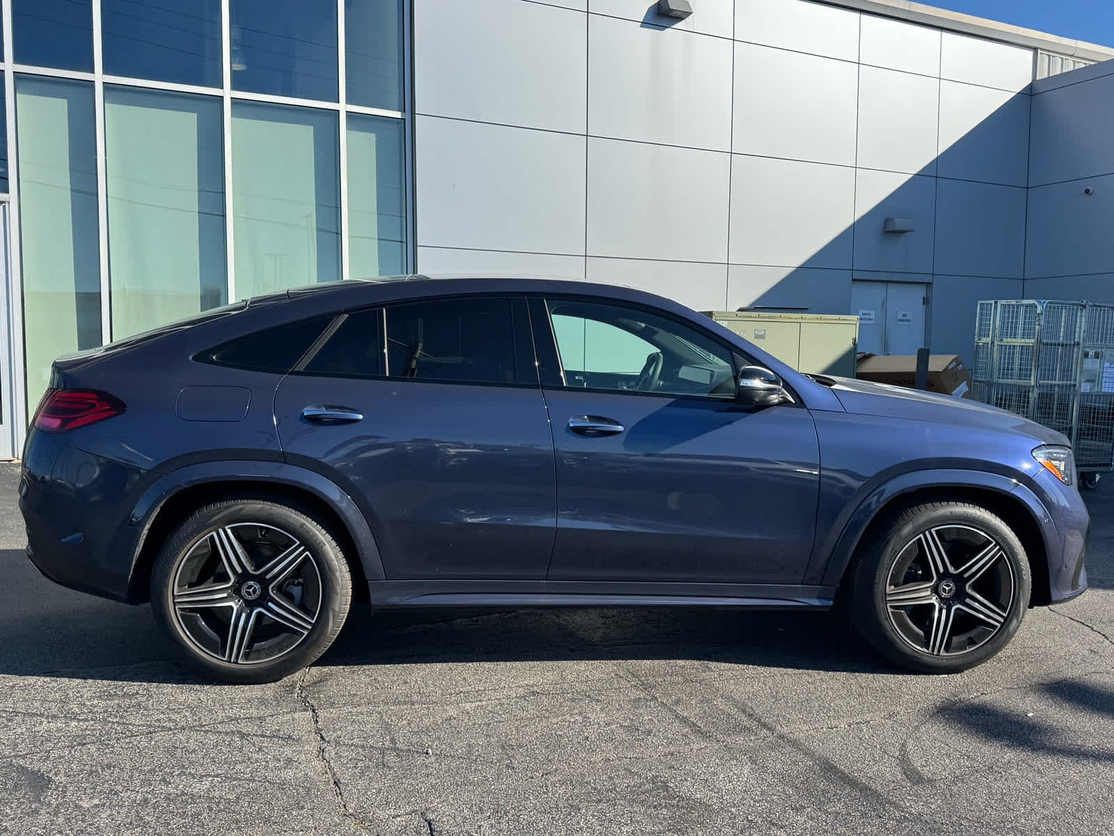 Used 2026 Twilight Blue Metallic Mercedes-Benz GLE 450 image 9