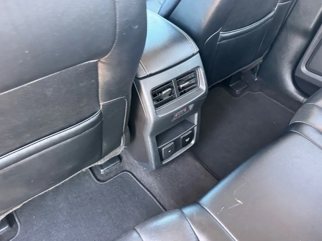 Used 2019 Black Ford Titanium image 16