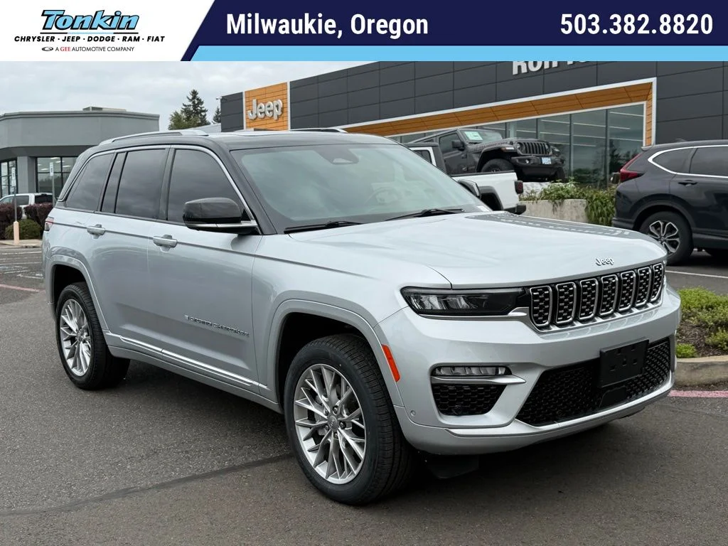 2022 Jeep Grand Cherokee Summit 4x4's photo