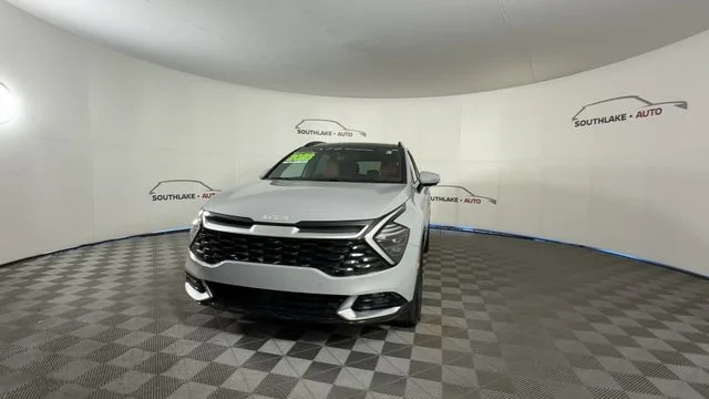 Certified Used 2025 Gray Kia SX-Prestige image 4