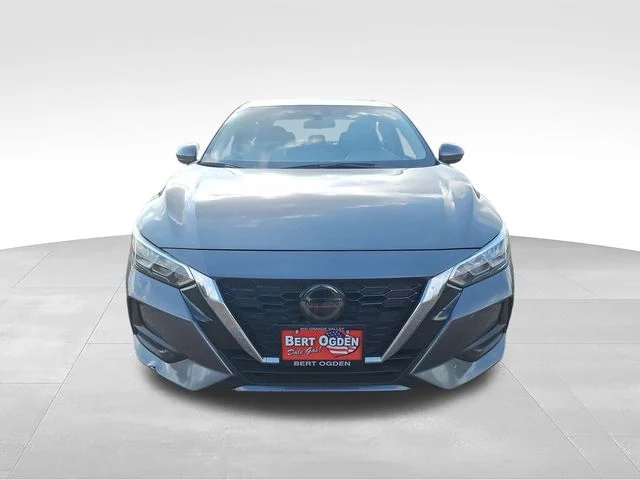 Used 2023 Gray Nissan SV image 2