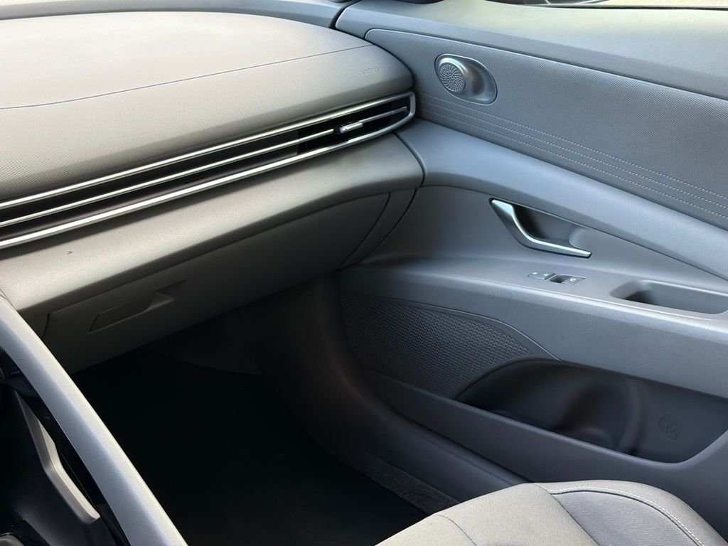 Certified Used 2025 Gray Hyundai Blue image 15