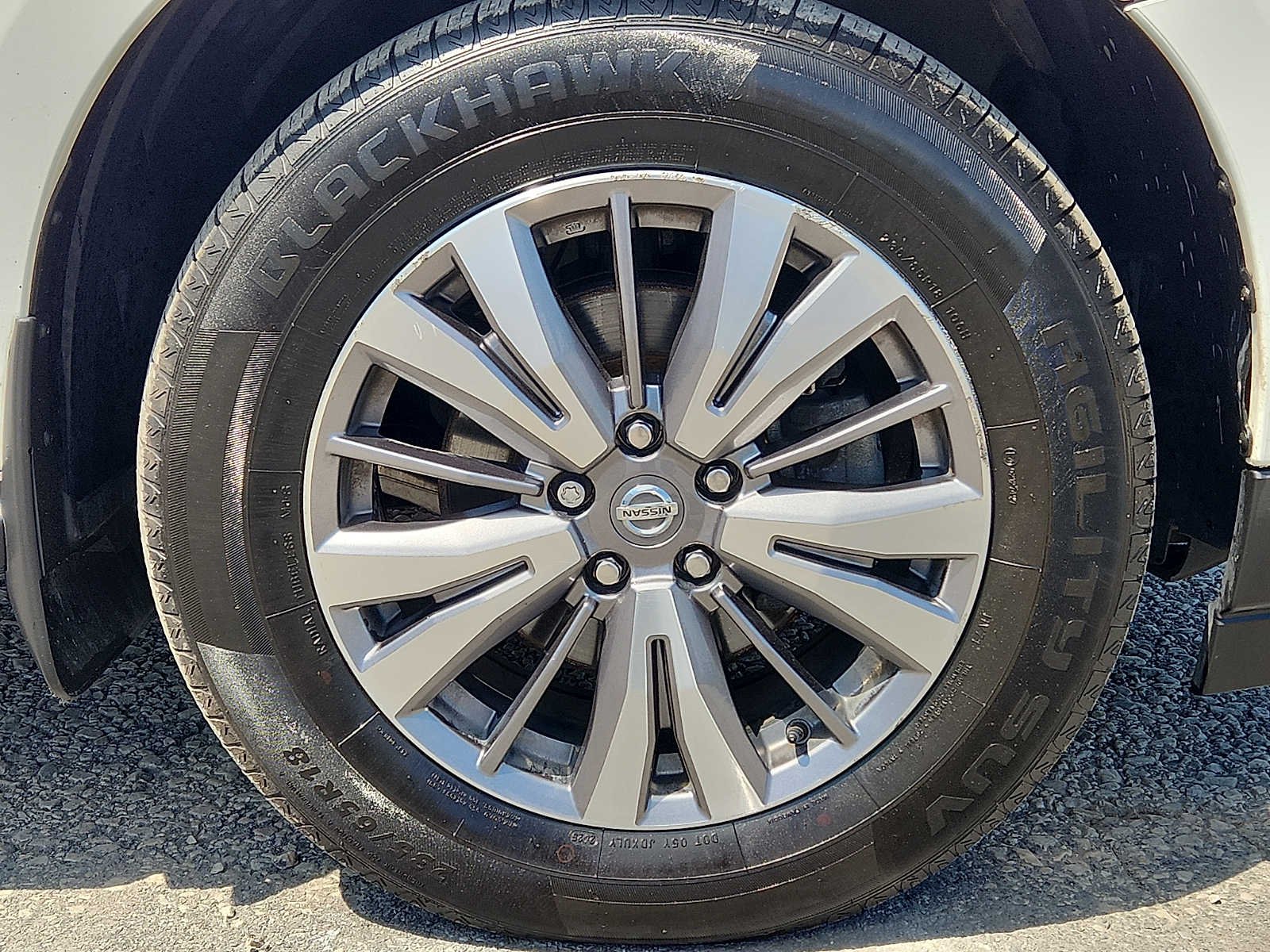 Used 2019 White Nissan S image 8