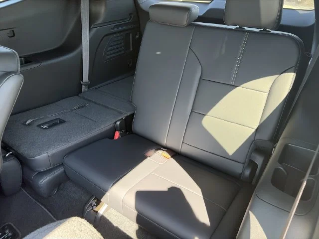 New 2027 Silver GMC Elevation image 12