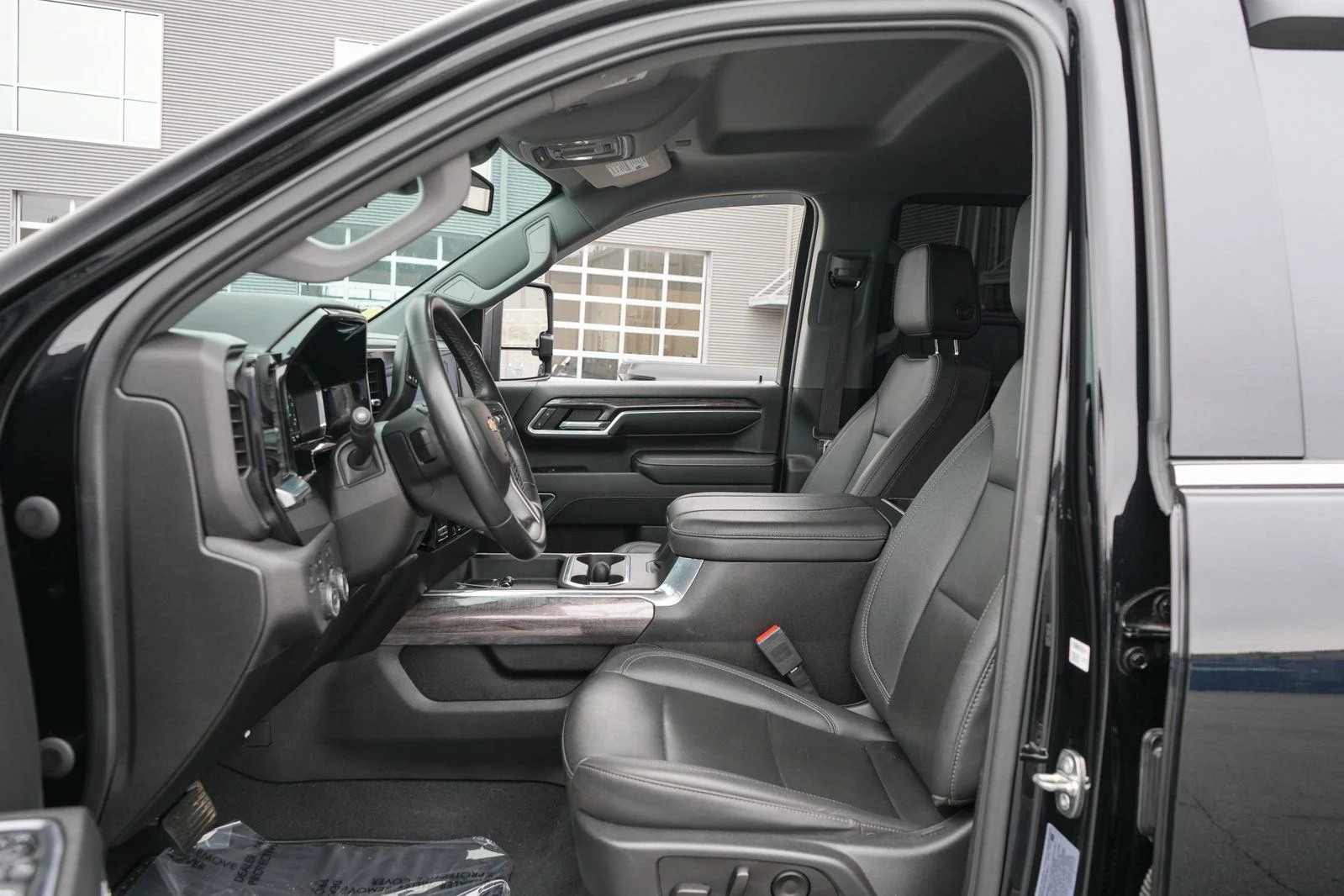 2024 Chevrolet Silverado 2500HD LTZ - Photo 13