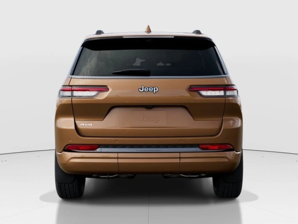 New 2026 Copper Shino Metallic Clear-Coat Exterior Paint Jeep Limited Reserve image 8