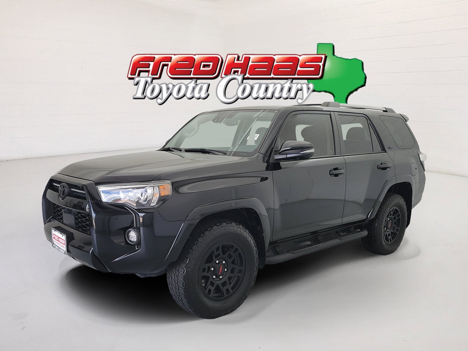 Used 2024 Midnight Black Metallic Toyota SR5 Premium image 1