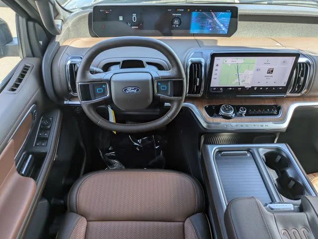 New 2027 Agate Black Metallic Ford MAX King Ranch® image 16