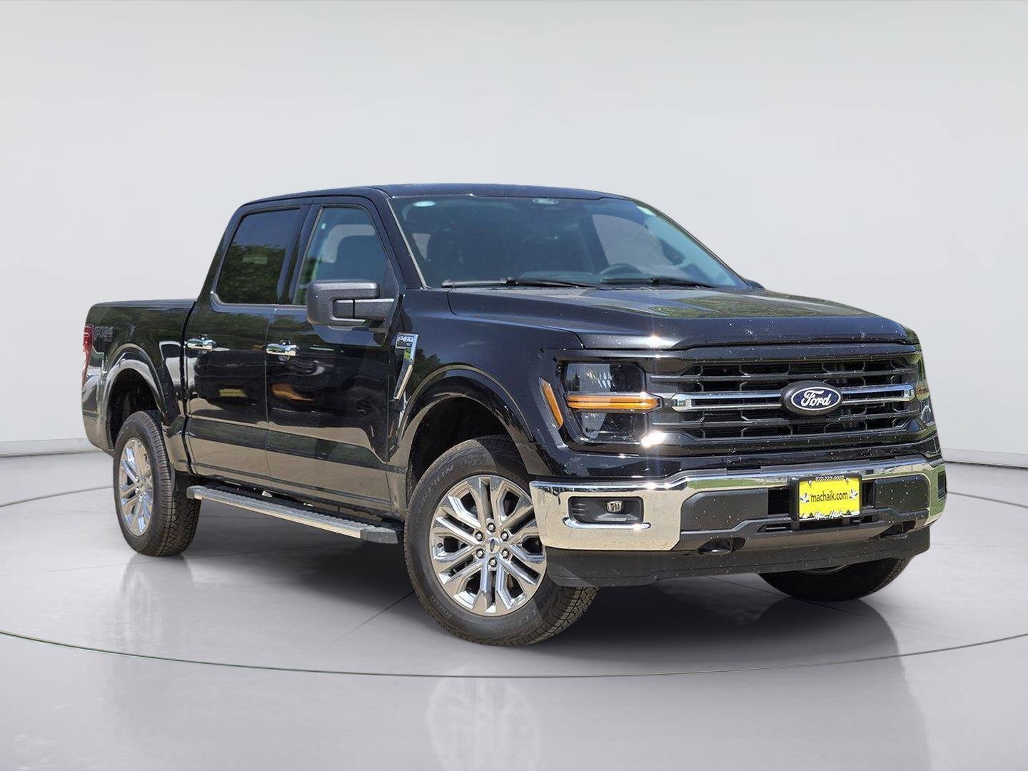 New 2026 Agate Black Metallic Ford XLT image 1