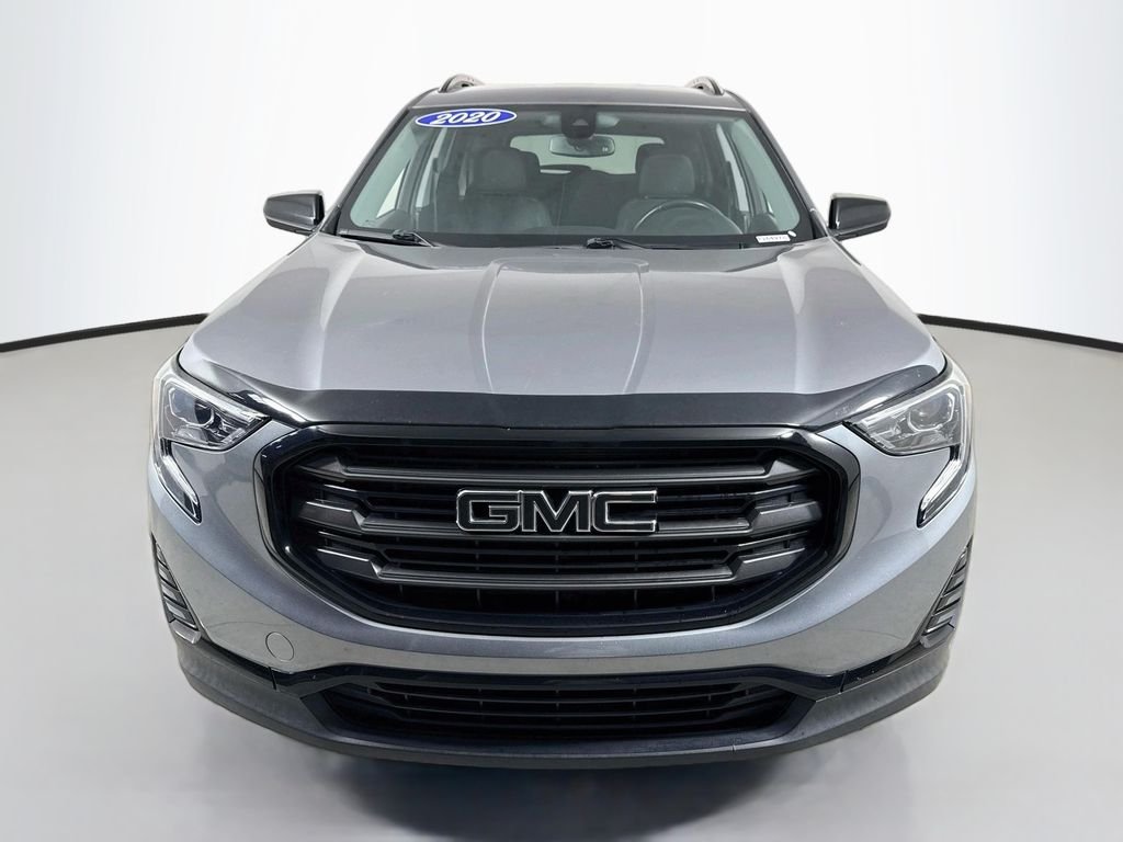 Used 2020 Satin Steel Metallic GMC SLE image 2