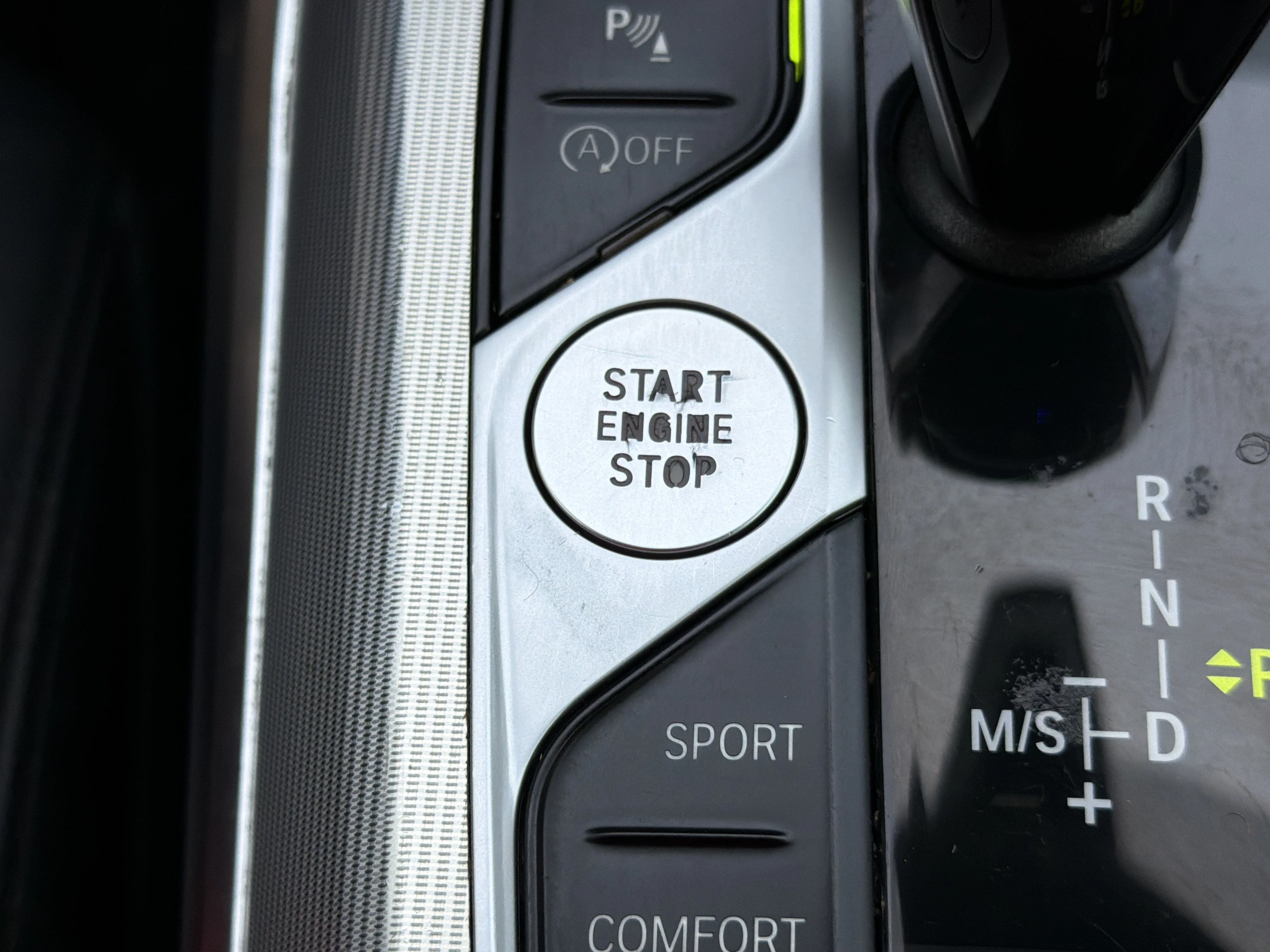 Used 2021 Black Sapphire Metallic BMW 330i image 10