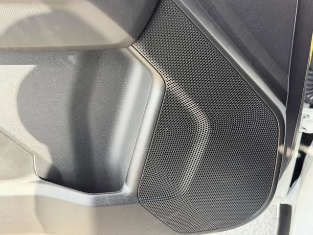 2025 Chevrolet Colorado LT - Photo 33