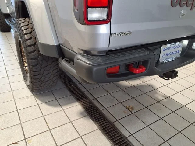 Used 2020 Billet Silver Metallic Jeep Rubicon image 21