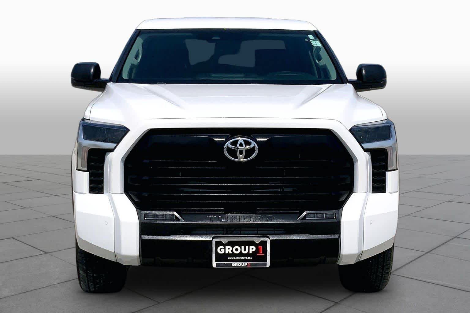 Used 2024 Ice Cap Toyota SR5 image 4