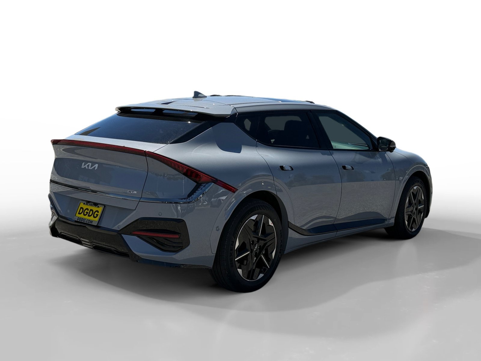 New 2026 Wolf Gray Kia GT-LINE image 5