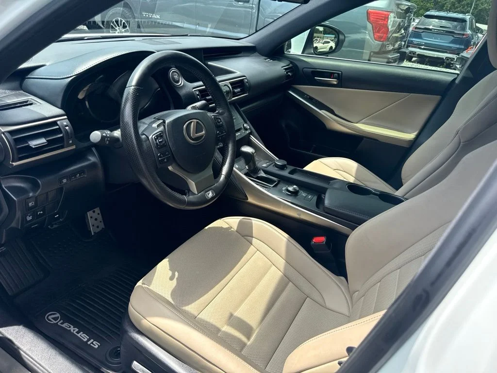 Used 2020 White Lexus 350 image 3