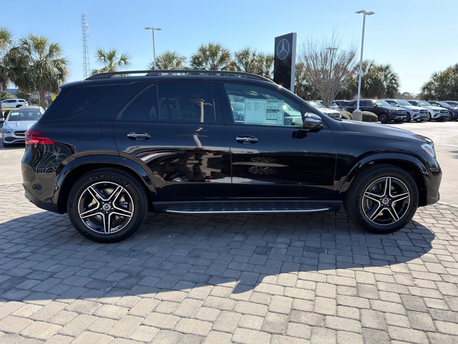 New 2026 Obsidian Black Metallic Mercedes-Benz GLE 350 image 35